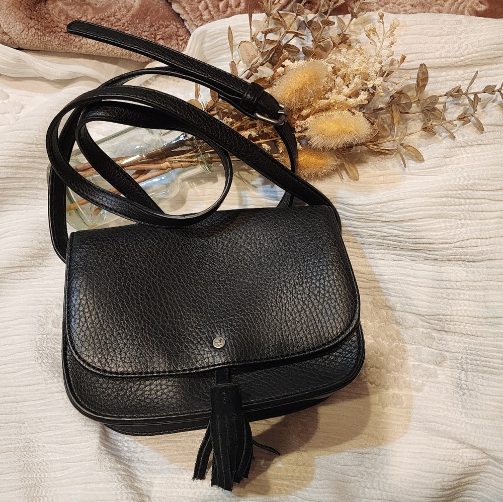 American Eagle black crossbody purse.